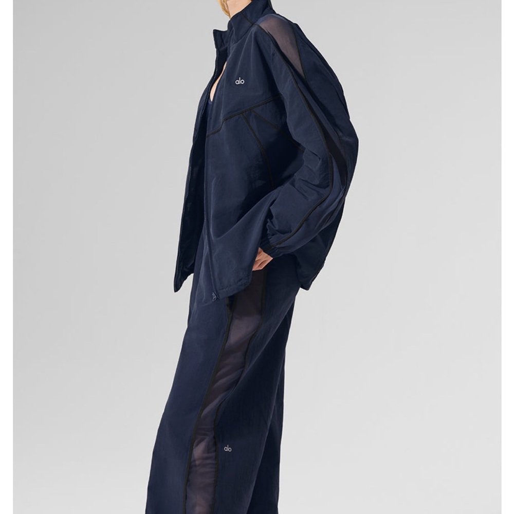 Alo Origin track pant with mesh panels sz xxs Navy blue